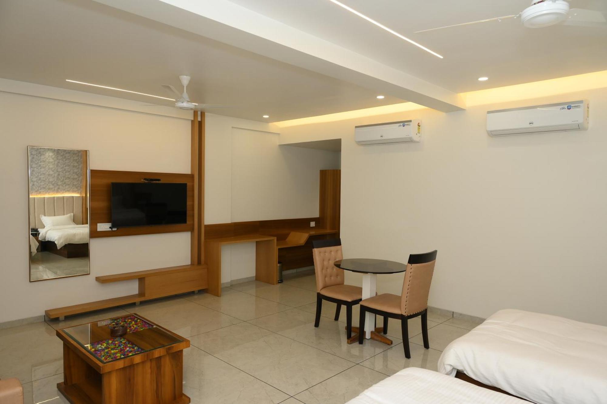 Hotel Parqotel Arnāla エクステリア 写真