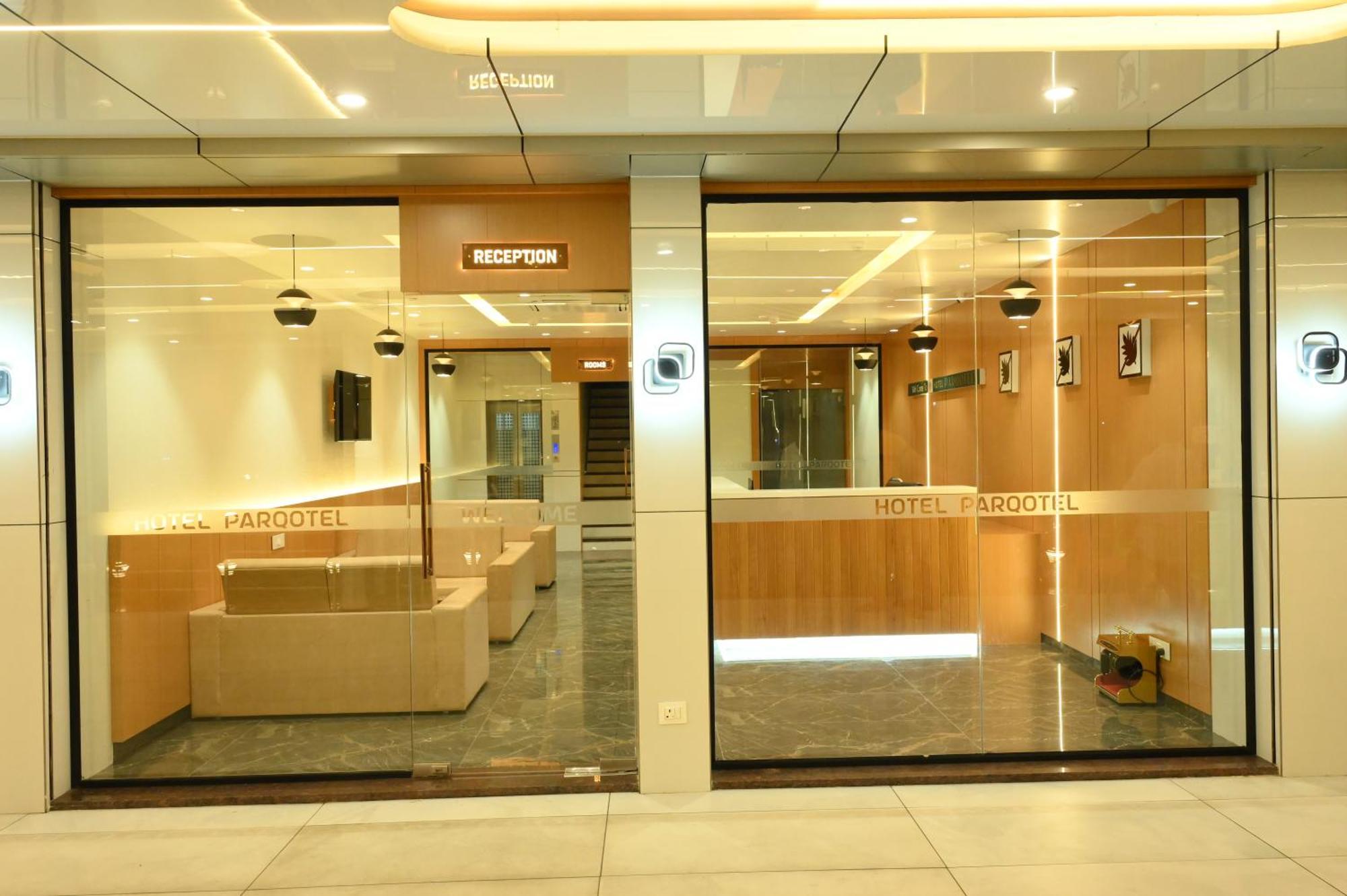 Hotel Parqotel Arnāla エクステリア 写真