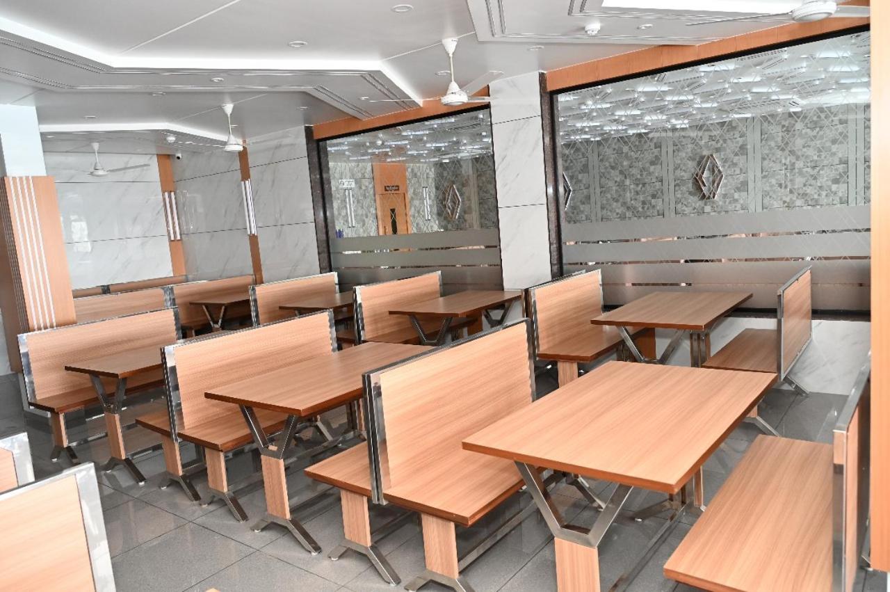 Hotel Parqotel Arnāla エクステリア 写真